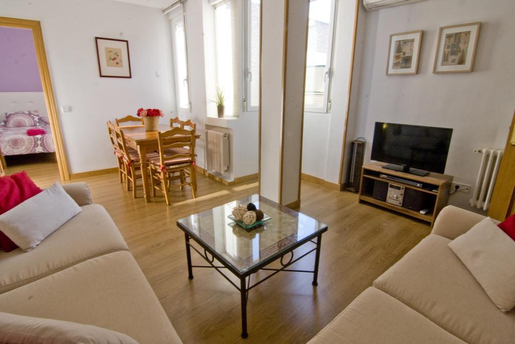Atico Latina Apartment Madrid Luaran gambar