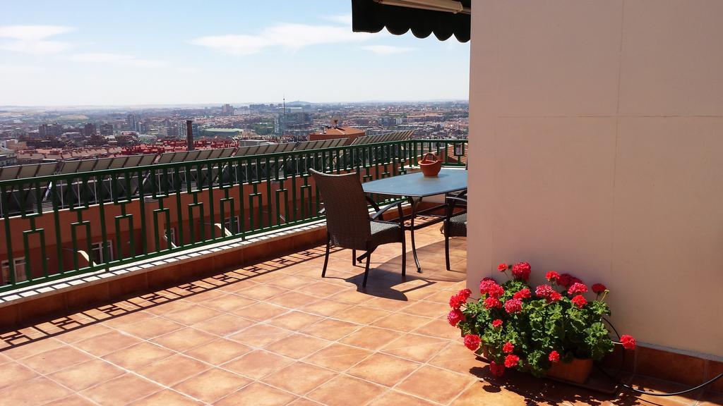 Atico Latina Apartment Madrid Luaran gambar