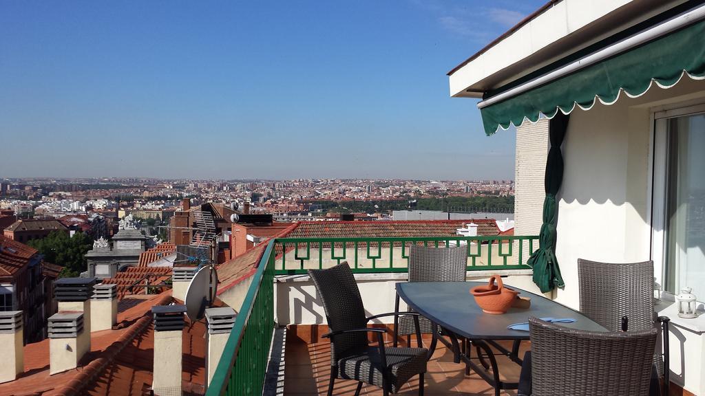 Atico Latina Apartment Madrid Luaran gambar